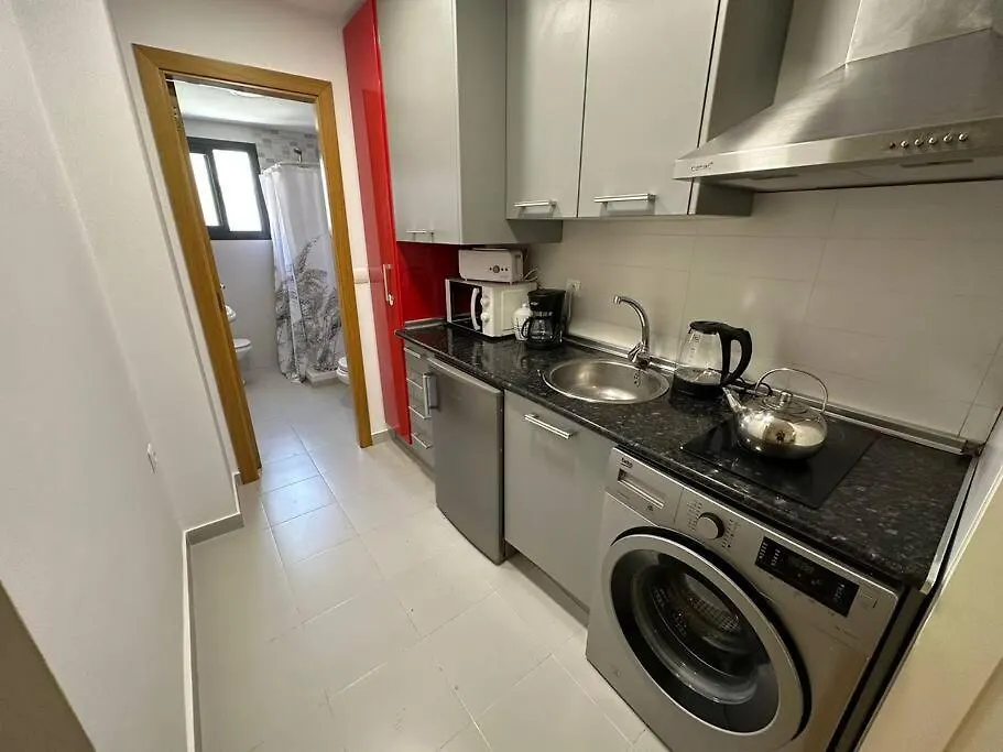 Nice Studio Near The Centre Of Malaga-Jim 0*,  España